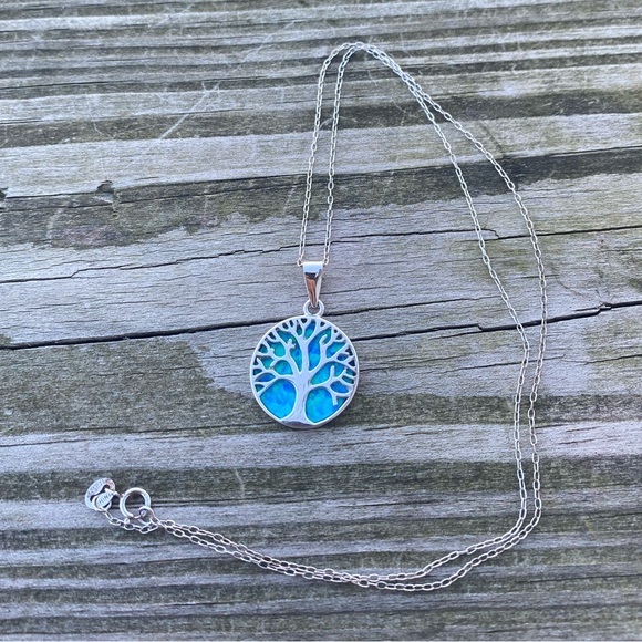 Tree of Life Pendant Necklace .925 Sterling Silver with faux blue opal - Picture 7 of 7